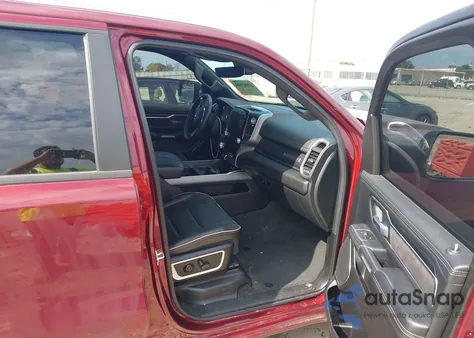 2023 Ram 1500 Laramie 4X4 6'4 Box z USA, uszkodzony, nr VIN 1C6SRFRT8PN666302